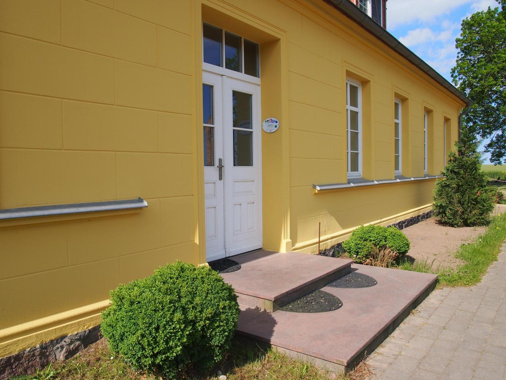 Ferienhaus Gut Rattelvitz Insel Ruegen Gingst Exterior photo
